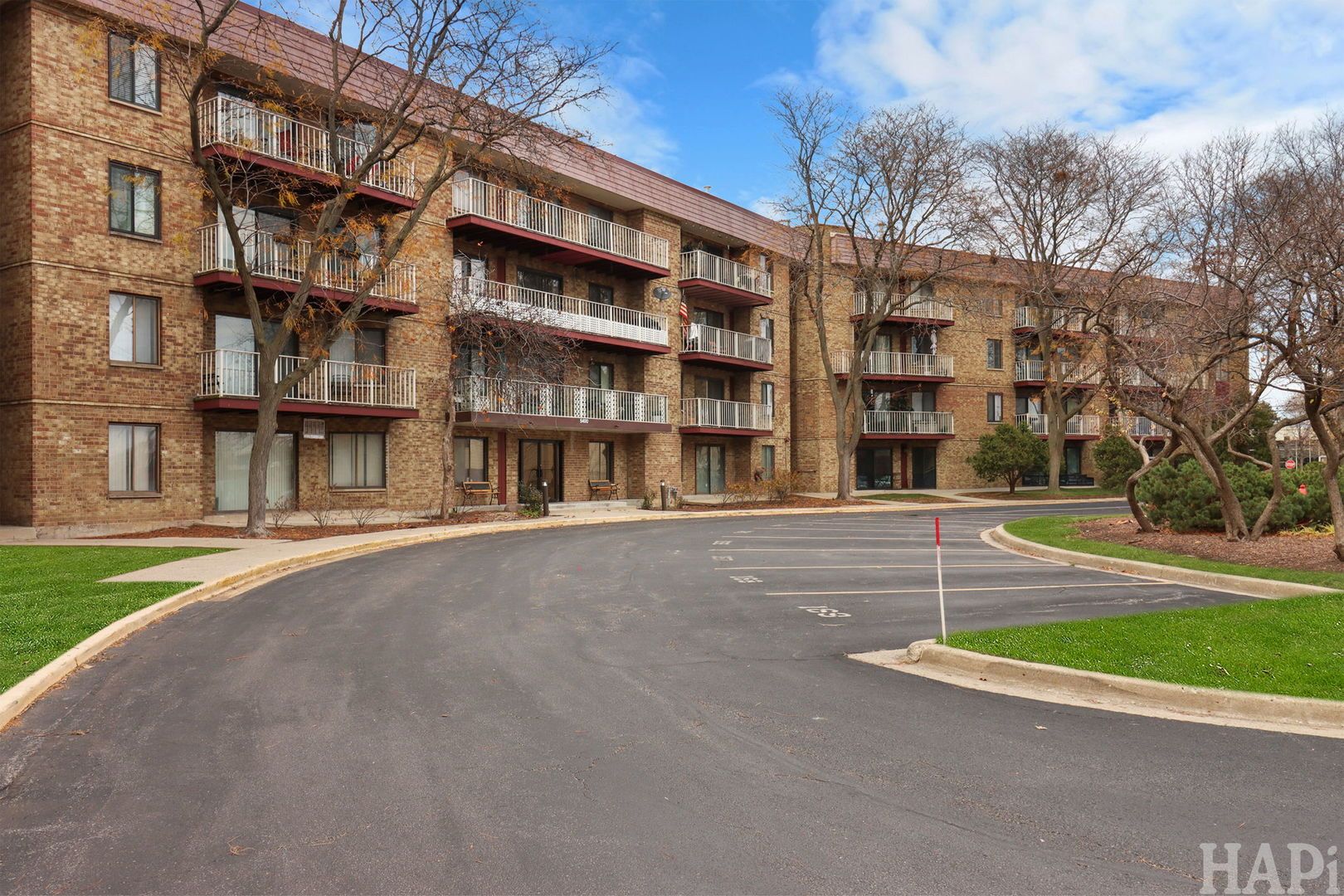 5400 Astor Lane #116 — Rolling Meadows, IL 60008