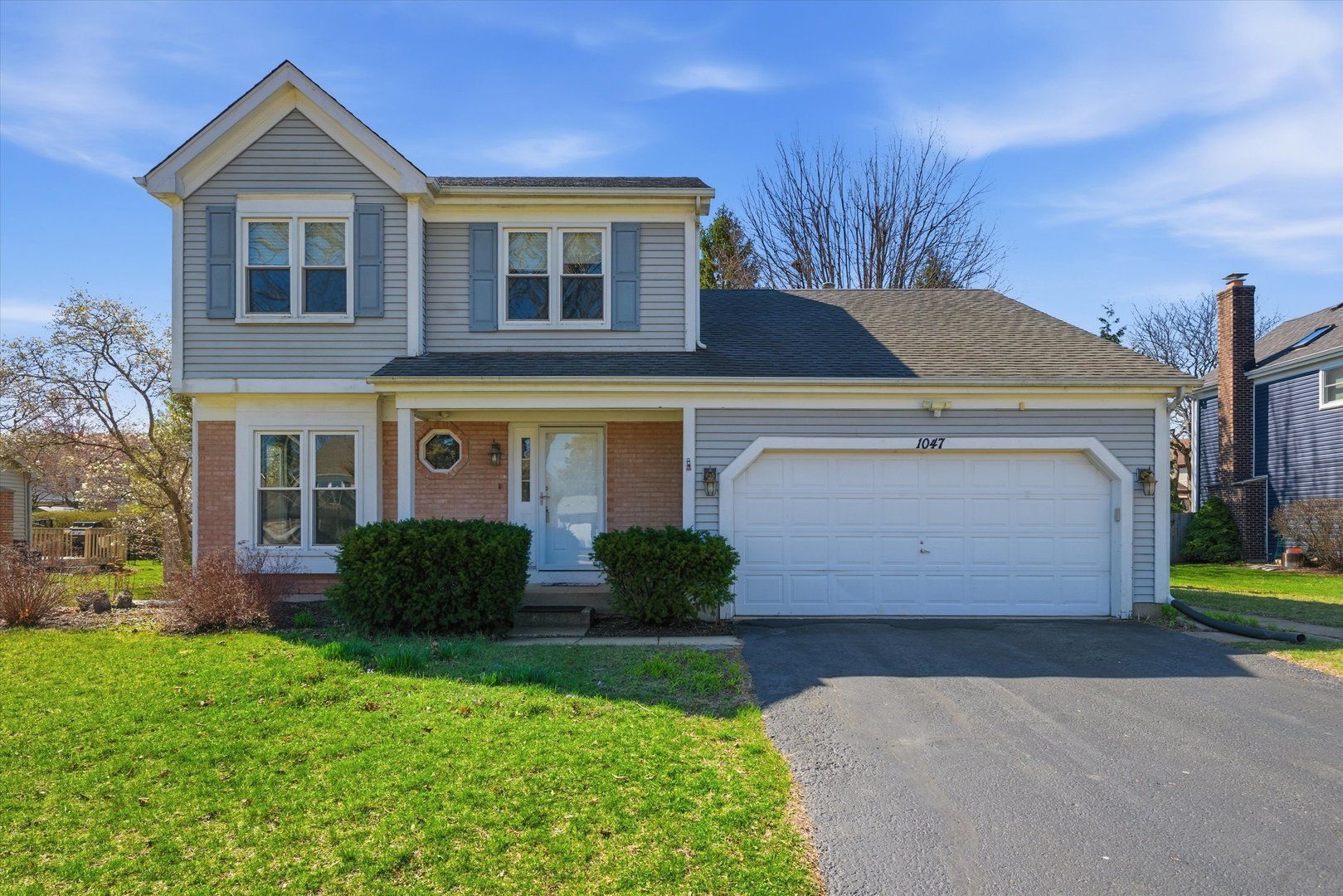 1047 Waterford Cut — Crystal Lake, IL 60014