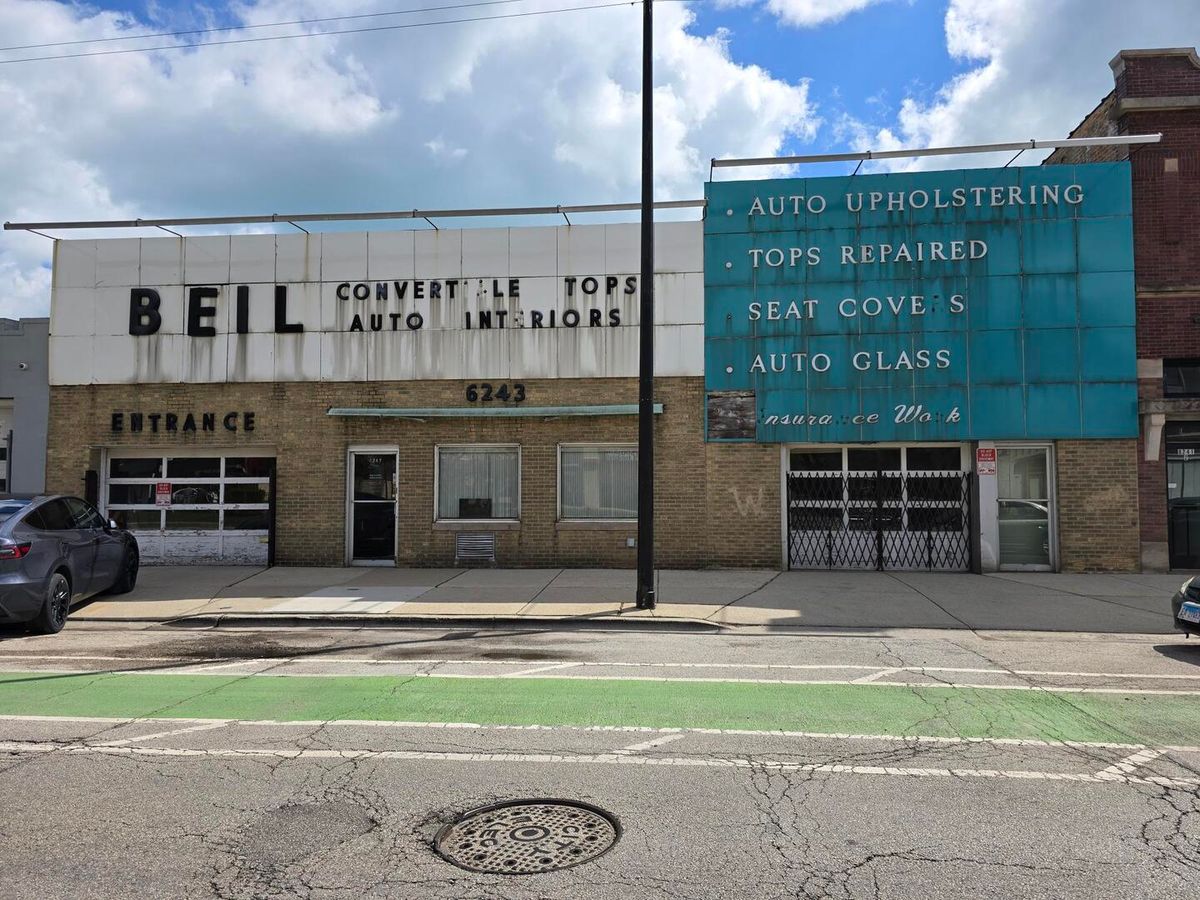 6247 Clark Street, Chicago, IL 60660