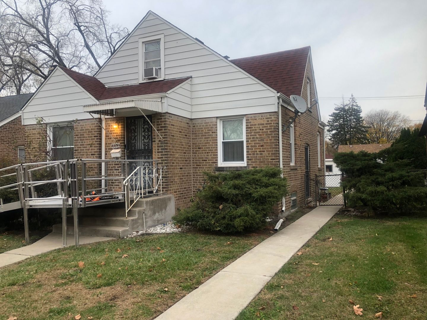 9715 S Dobson Avenue — Chicago, IL 60628