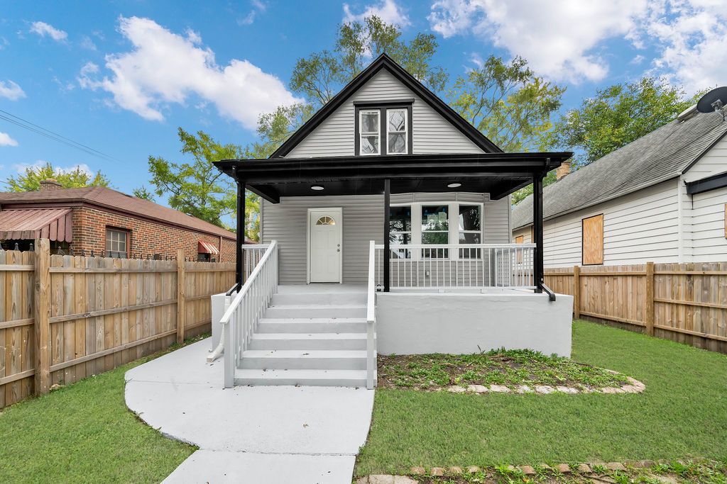 11921 S Wentworth Avenue — Chicago, IL 60628