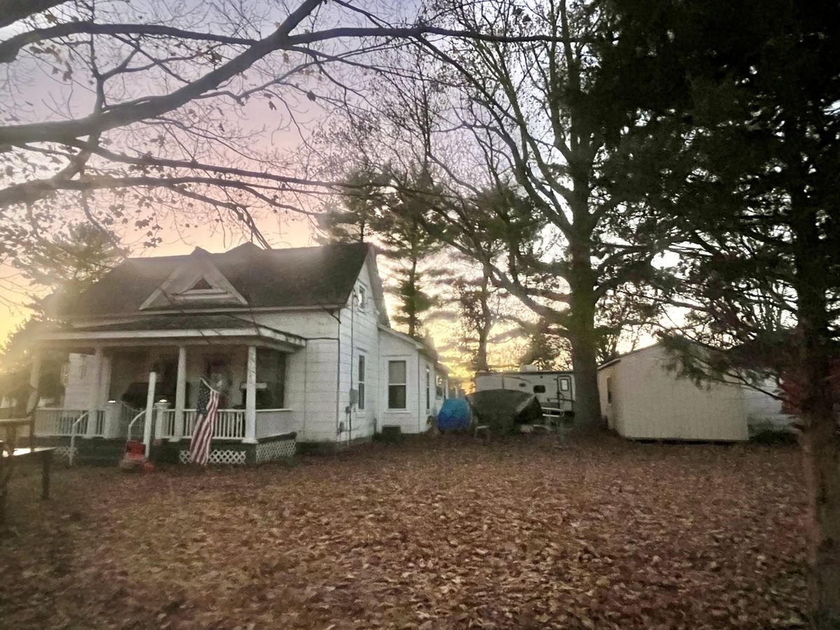 306 Howard Street, Newman, IL 61942