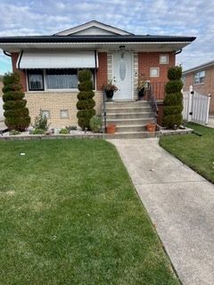 7733 Rutherford Avenue — Burbank, IL 60459