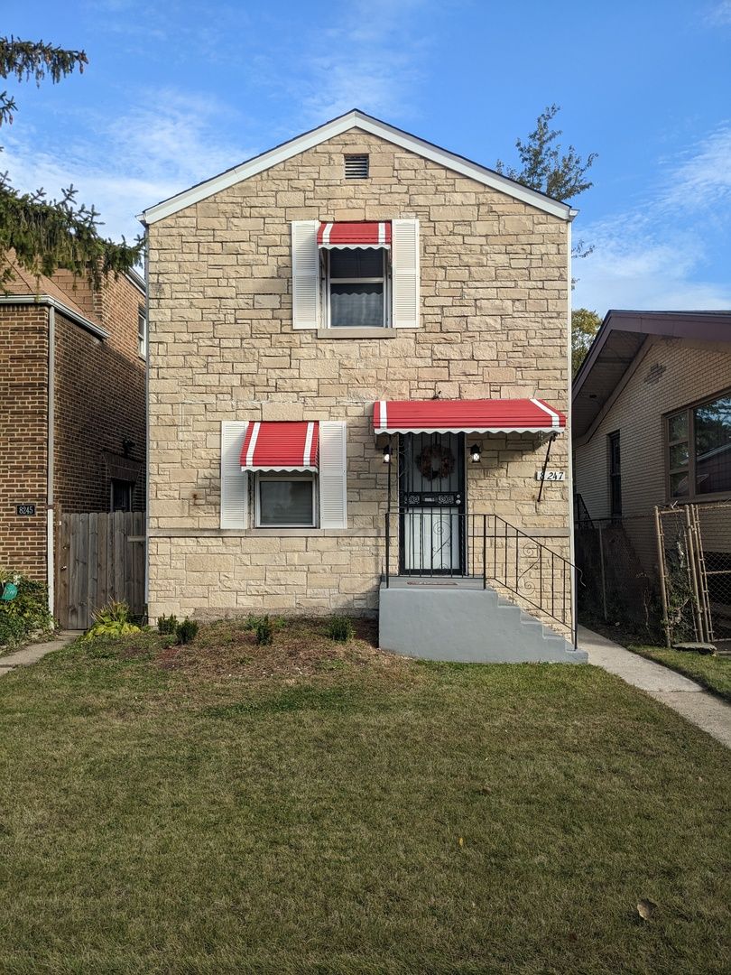 8247 S Wabash Avenue — Chicago, IL 60619