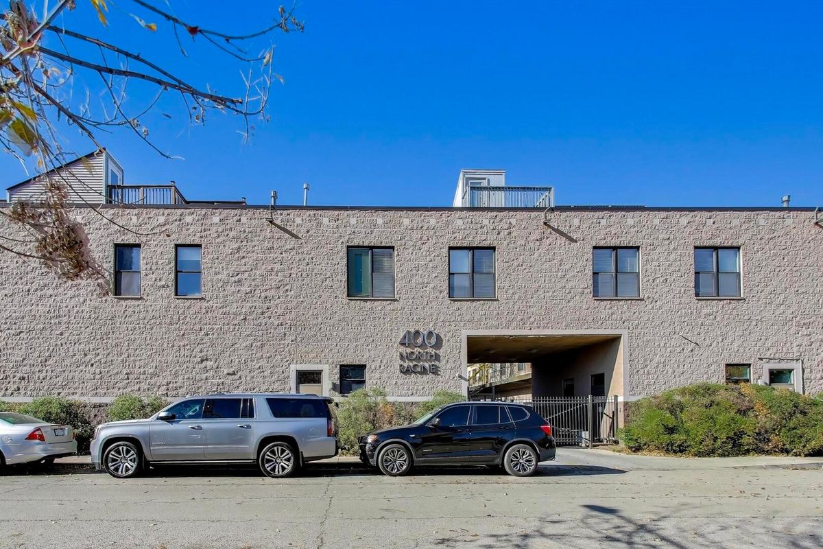 400 RACINE Avenue, Chicago, IL 60642