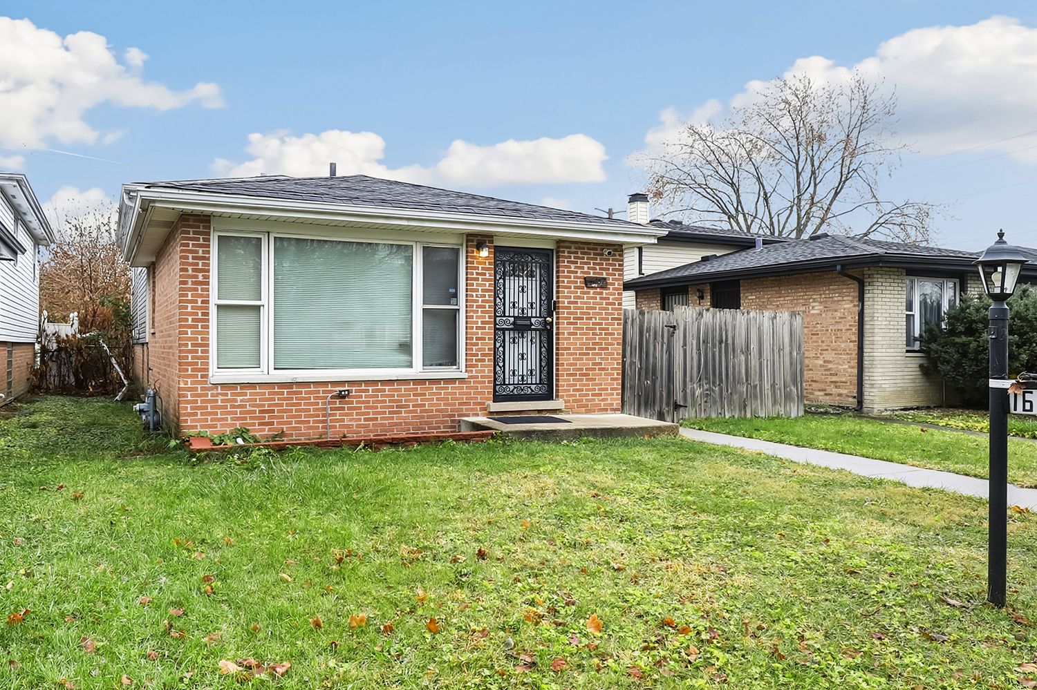 16037 Marshfield Avenue — Harvey, IL 60426