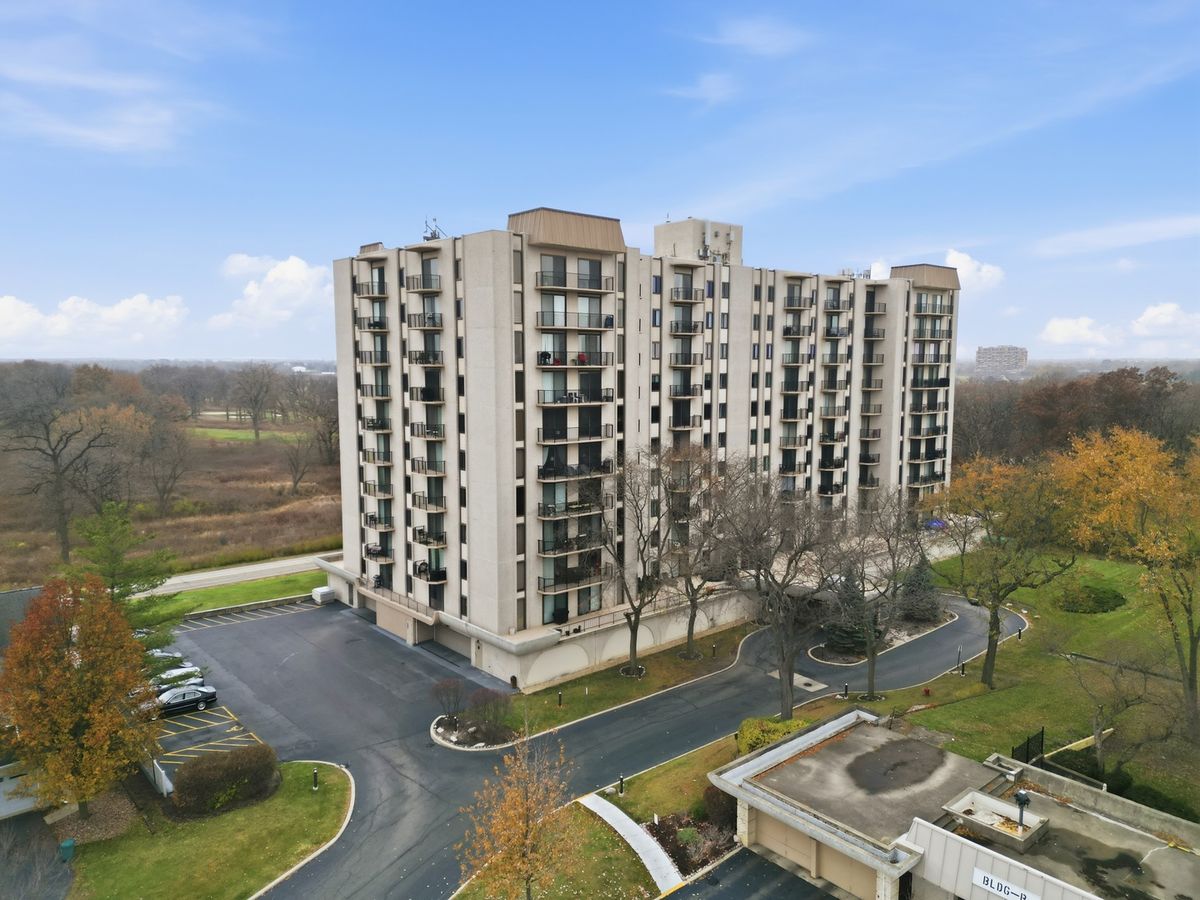 190 Wood Dale Road, Wood Dale, IL 60191