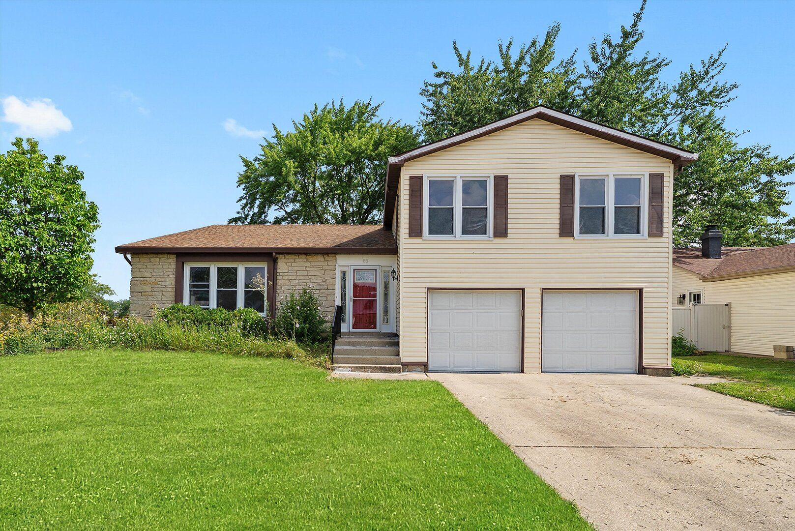 88 Hesterman Drive — Glendale Heights, IL 60139