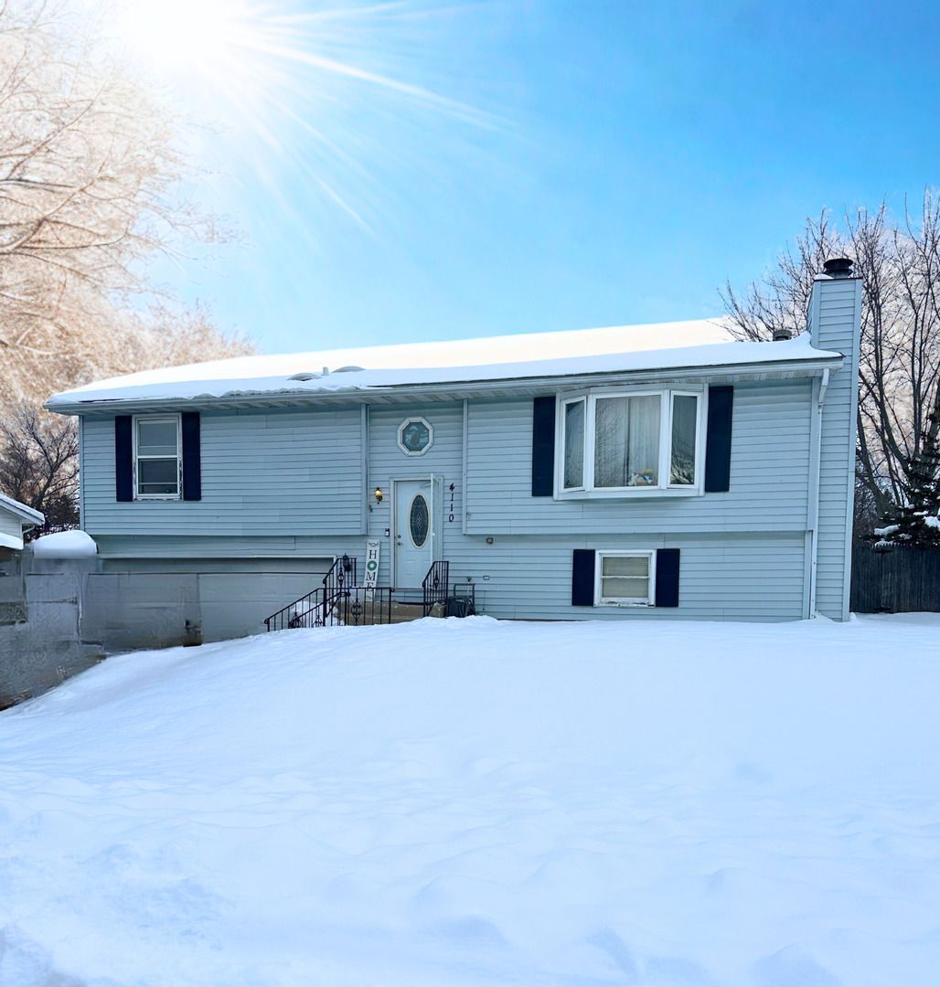 4110 Franklin Court, Zion, IL 60099