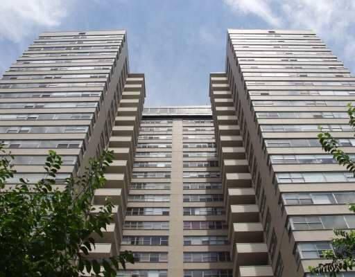 6301 Sheridan Road — Chicago, IL 60660