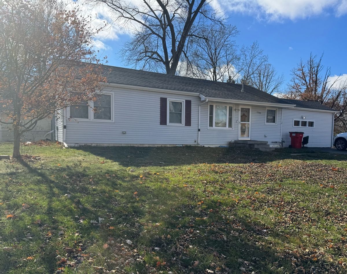 1709 William Street, Champaign, IL 61821