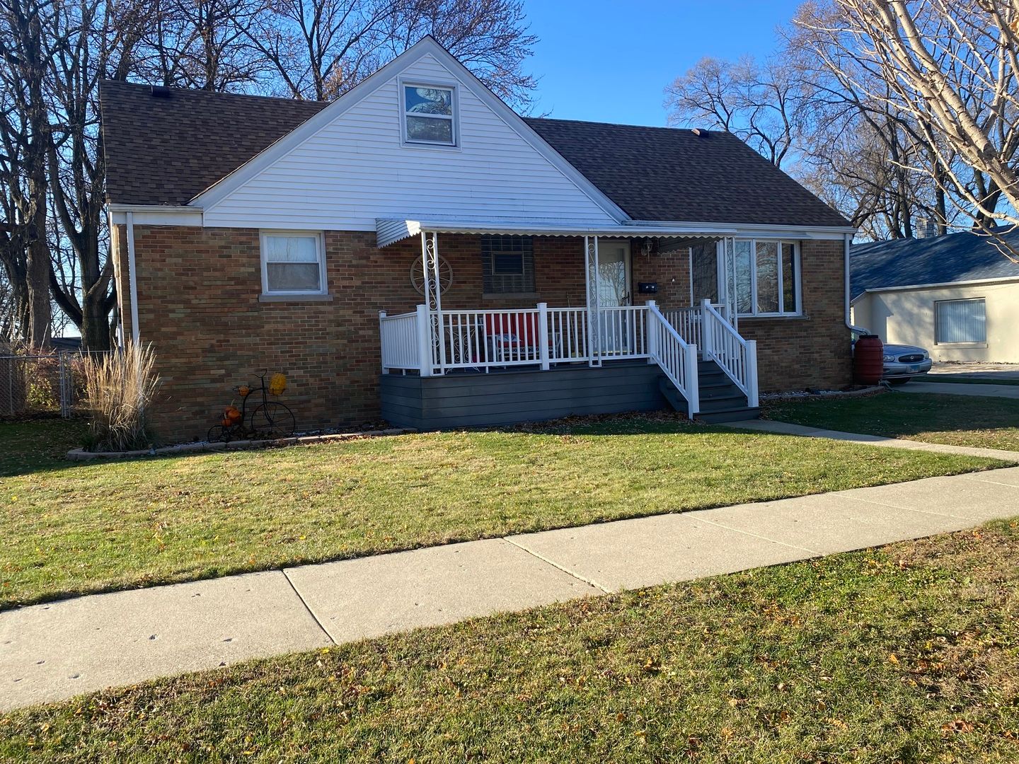 9820 Menard Avenue — Oak Lawn, IL 60453