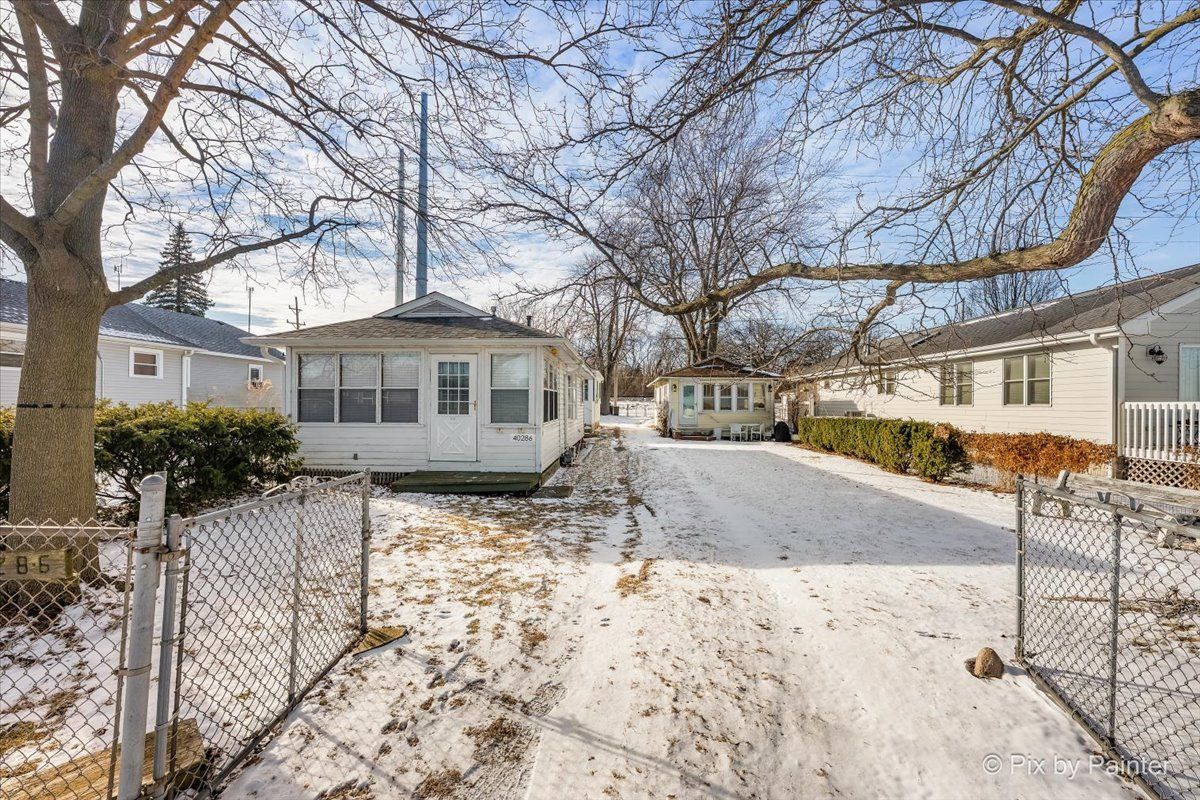 40286 N West Shore Drive — Antioch, IL 60002