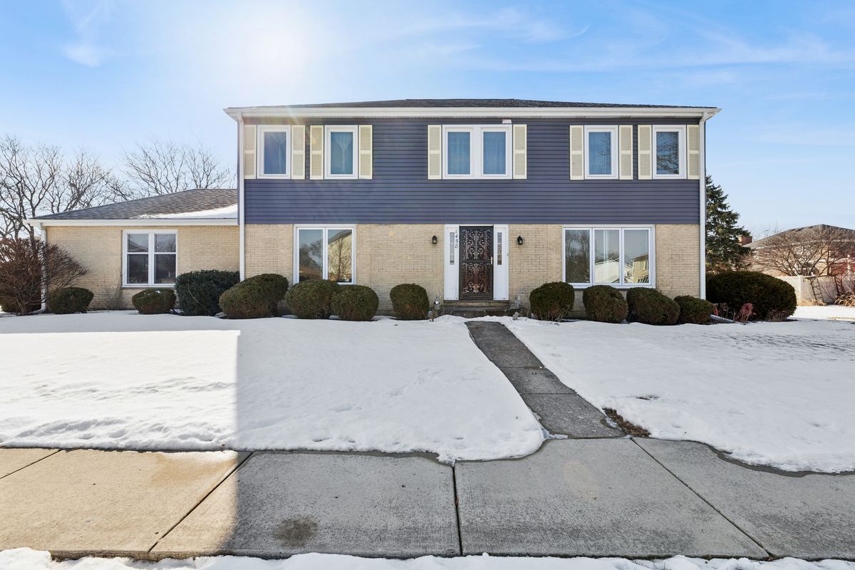 1458 Kingston Court, Des Plaines, IL 60018