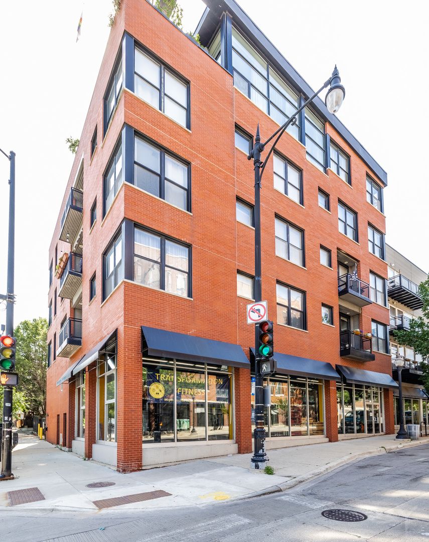 1601 S Halsted Street #C3 — Chicago, IL 60608
