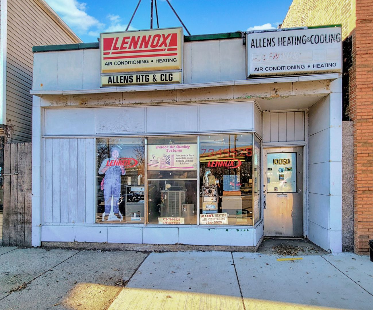 10050 S Ewing Avenue — Chicago, IL 60617