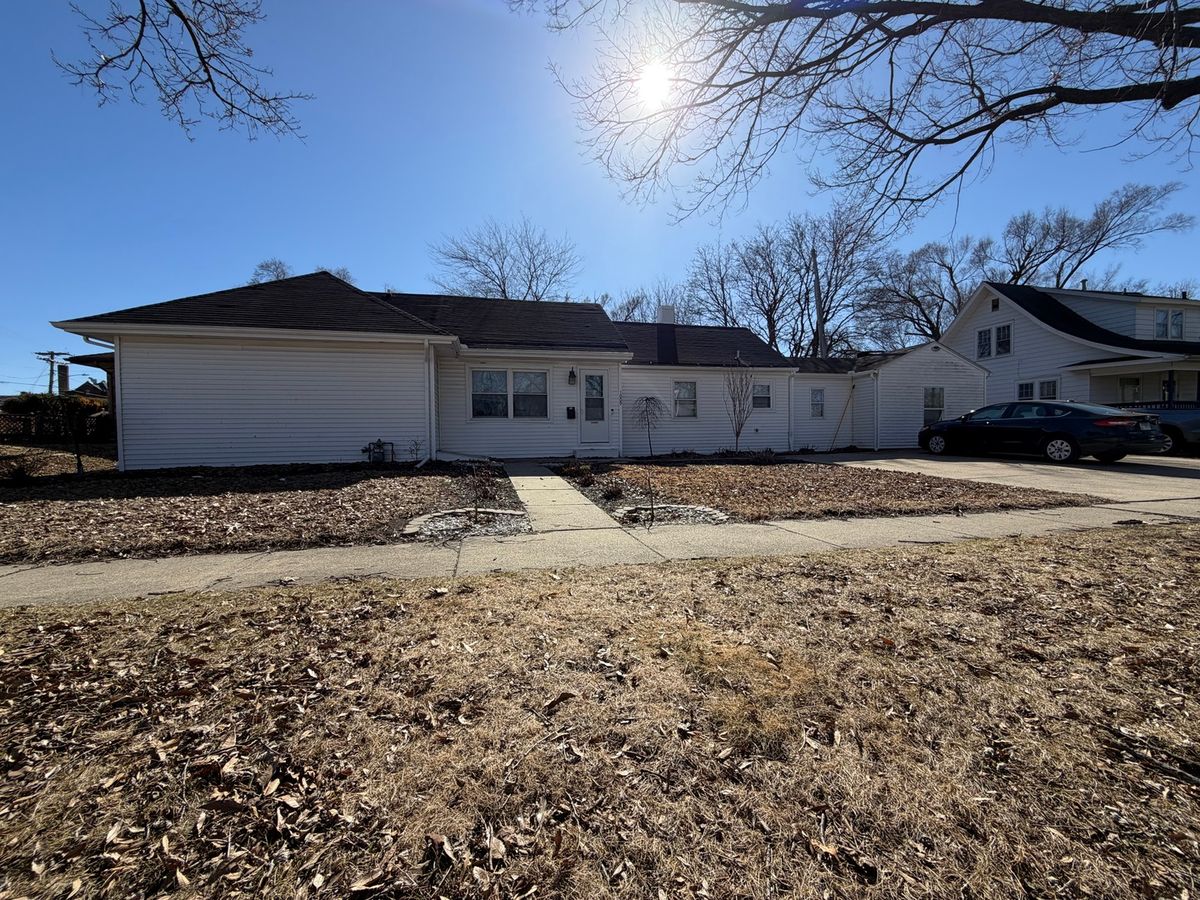1009 Prospect Avenue, Champaign, IL 61820