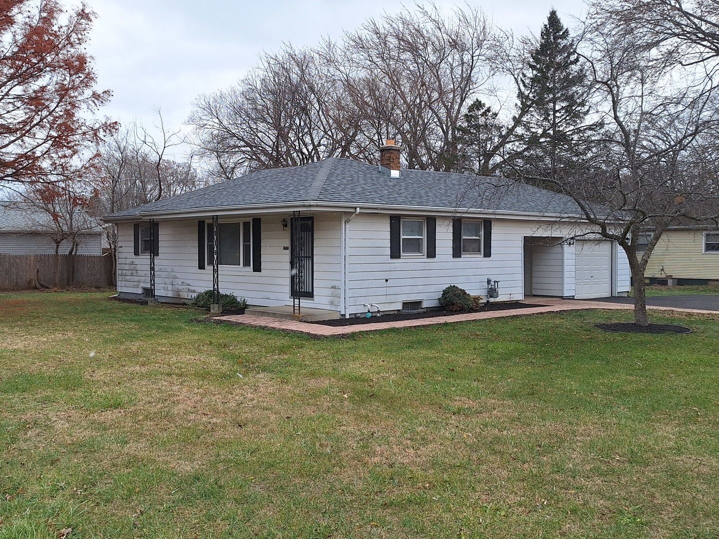 1715 14th Street — Winthrop Harbor, IL 60096