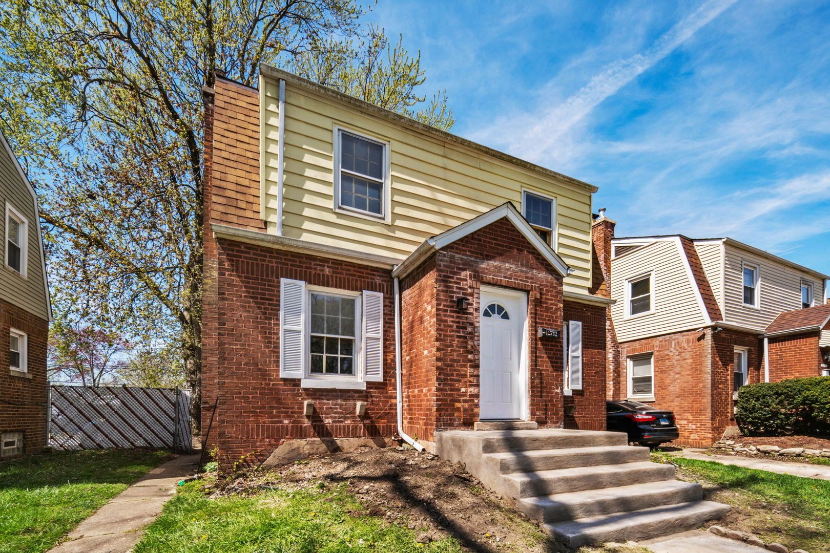12532 S Throop Street — Calumet Park, IL 60827