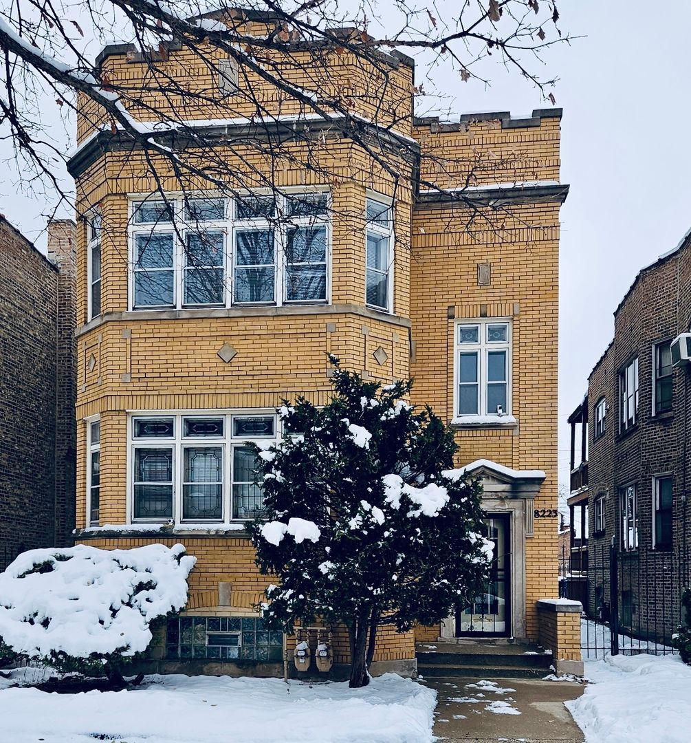 8223 S May Street #2 — Chicago, IL 60620