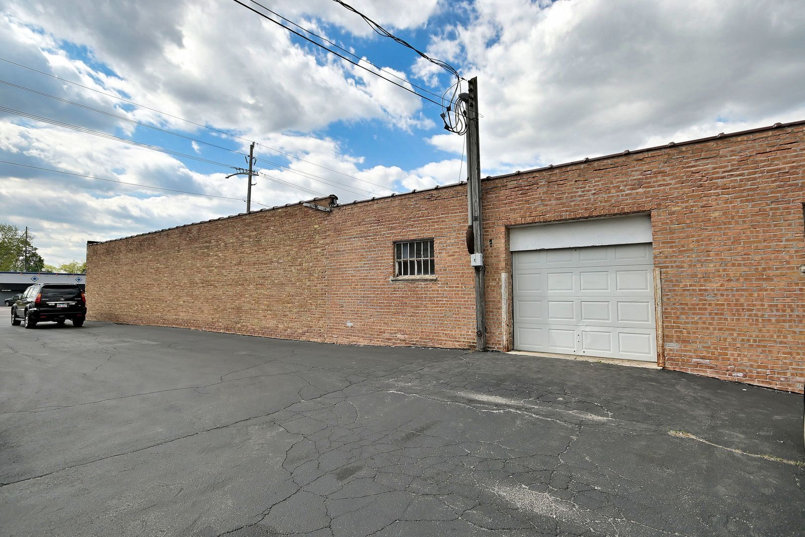 2345 N Mannheim Road — Leyden Township, IL 60164