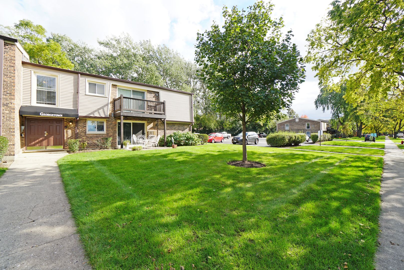 337 N Carter Street #202 — Palatine, IL 60067