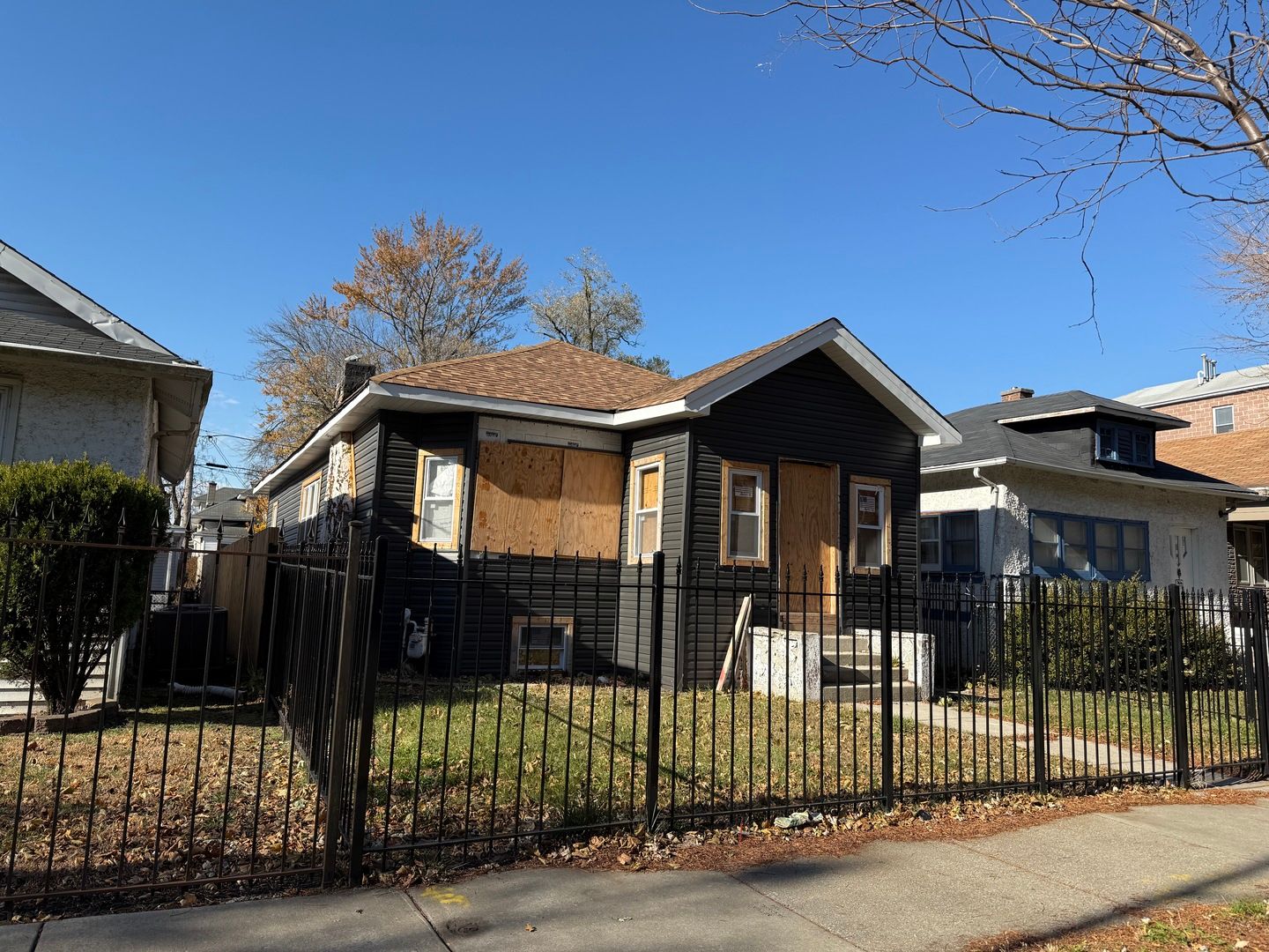 7618 S Yates Boulevard — Chicago, IL 60649