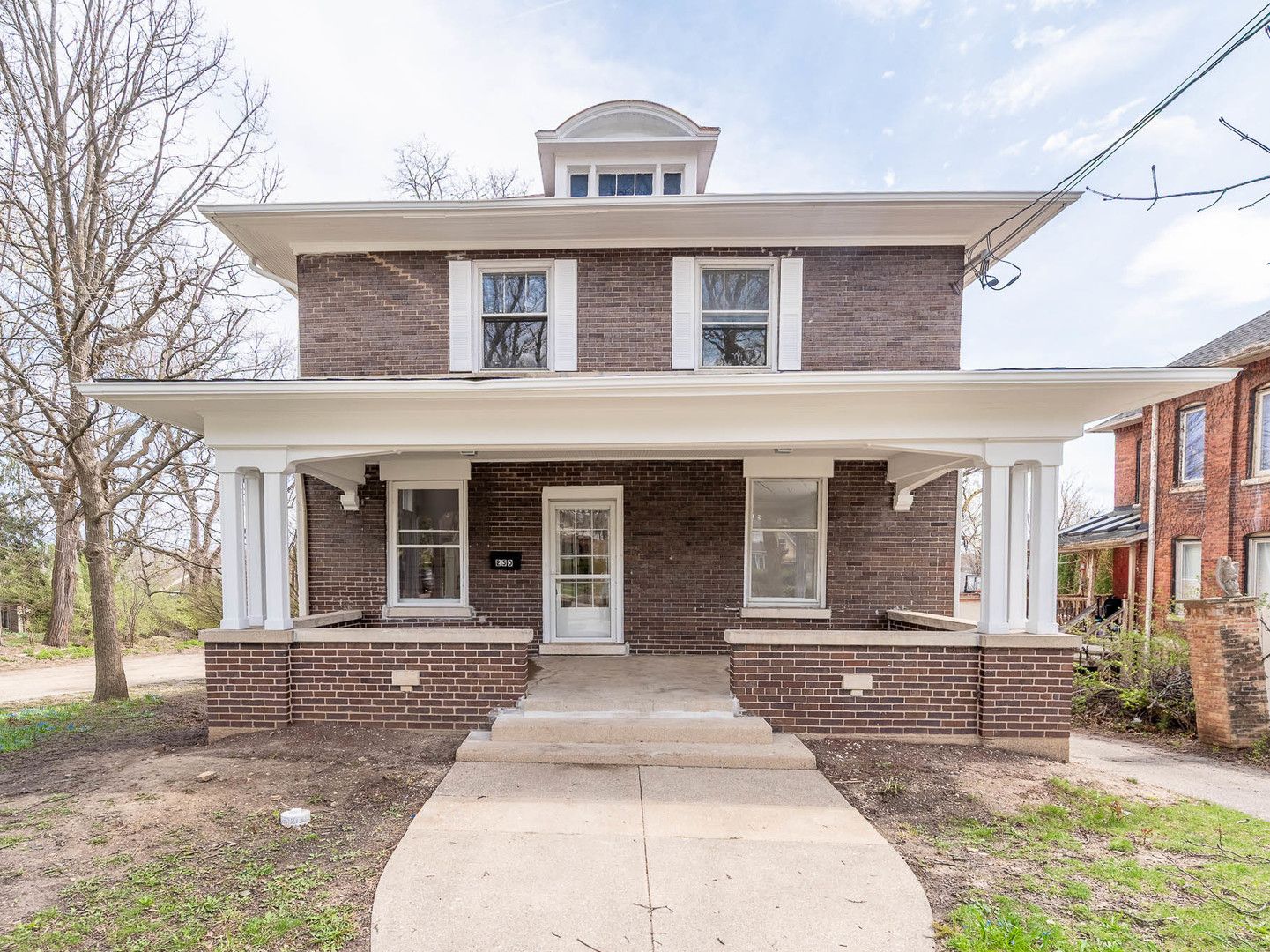 250 N Batavia Avenue — Batavia, IL 60510