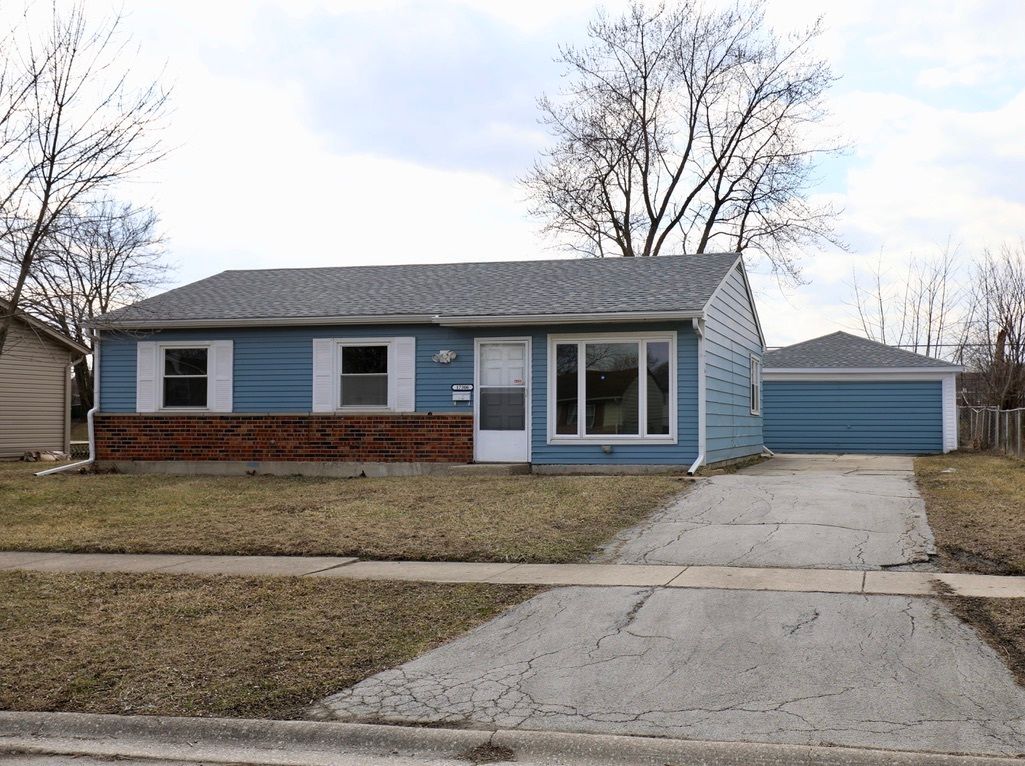 17306 Peach Grove Lane — Hazel Crest, IL 60429