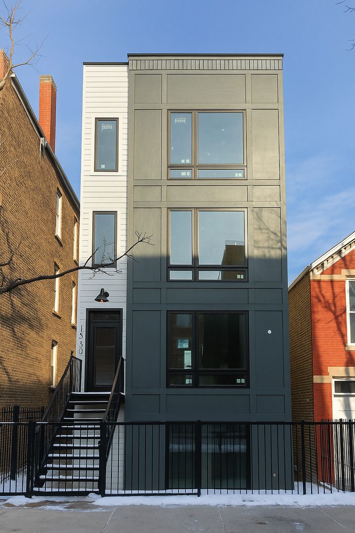 1530 W 18th Place #3 — Chicago, IL 60608