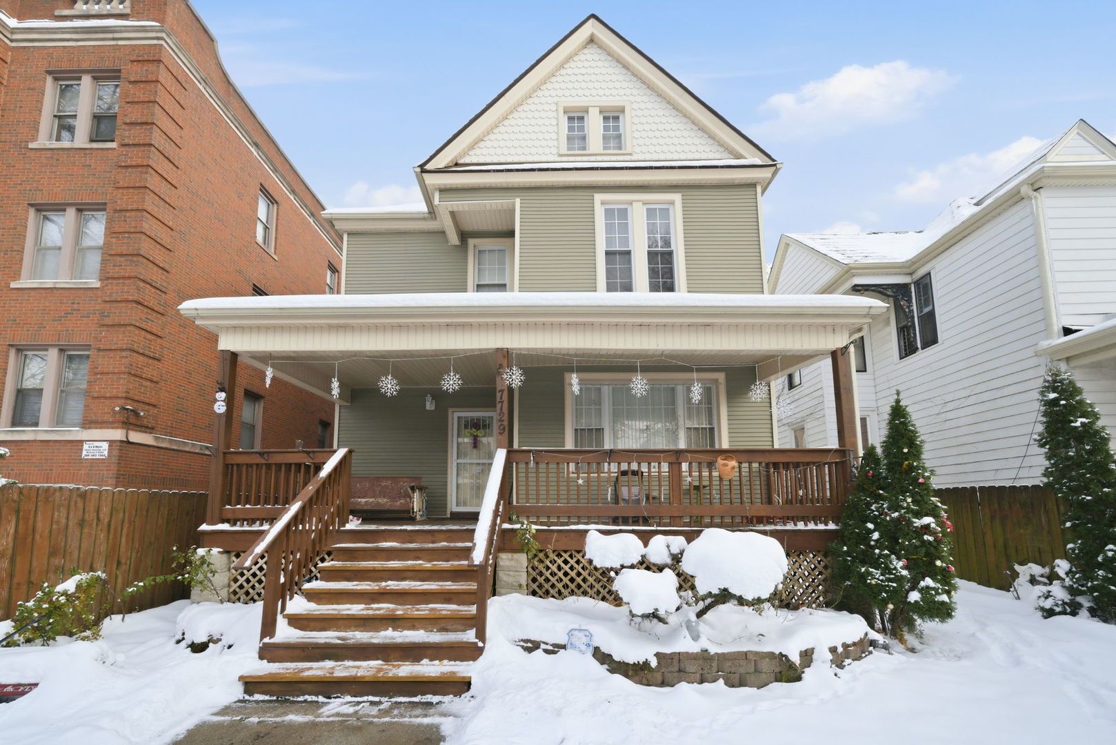 7729 S Lowe Avenue — Chicago, IL 60620