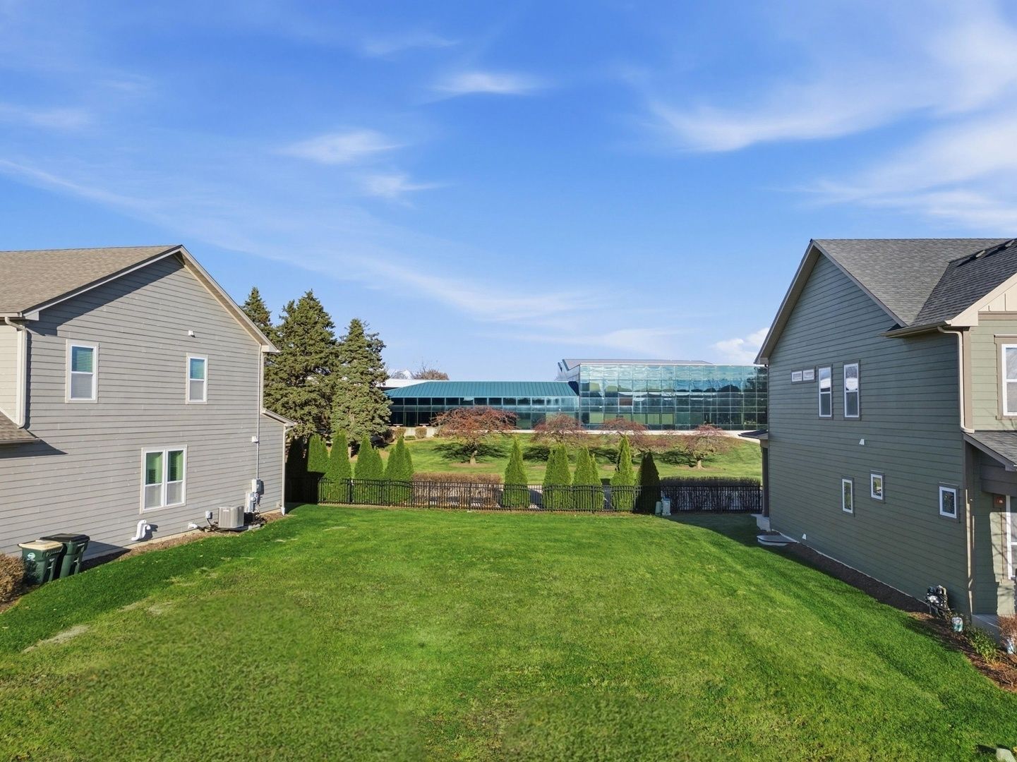 1419 Somerset Place — Barrington, IL 60010