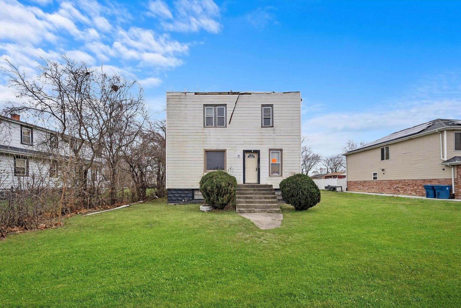 1905 W 142nd Street — Dixmoor, IL 60426