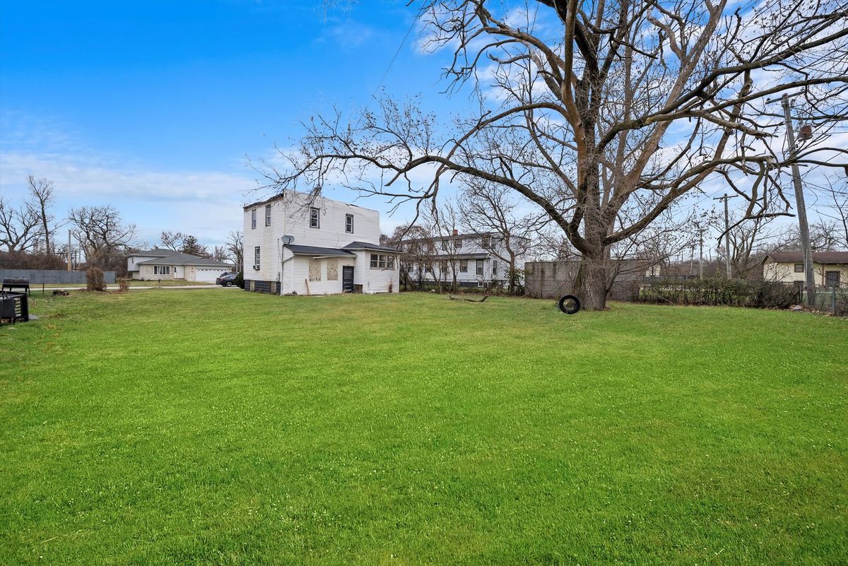 1905 W 142nd Street, Dixmoor, IL 60426