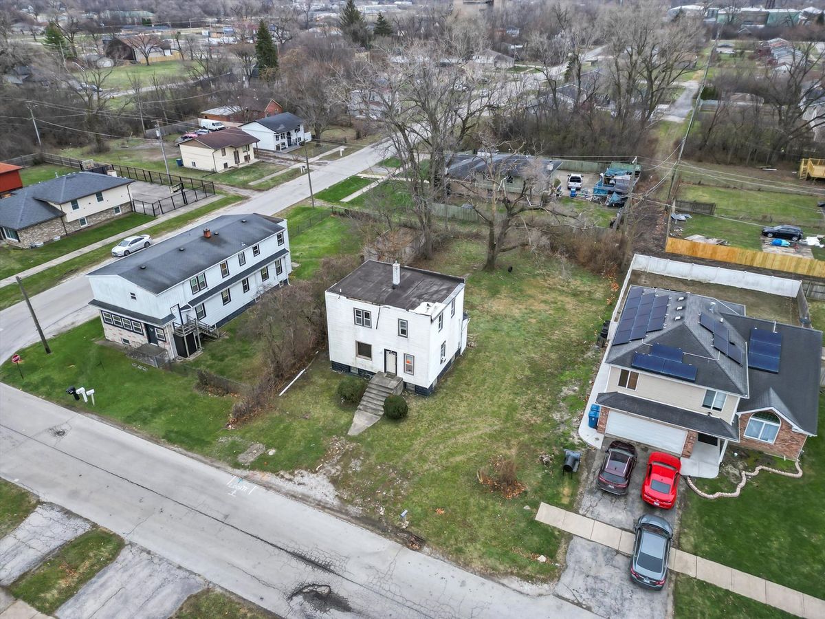 1905 W 142nd Street, Dixmoor, IL 60426