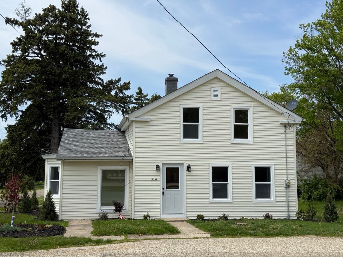 314 S High Street, Granville, IL 61326