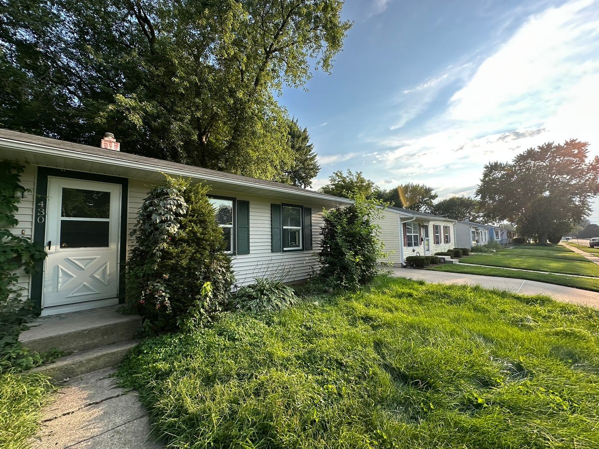430 Spring Avenue, DeKalb, IL 60115