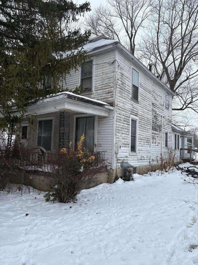 422 E Ash Street — Watseka, IL 60970