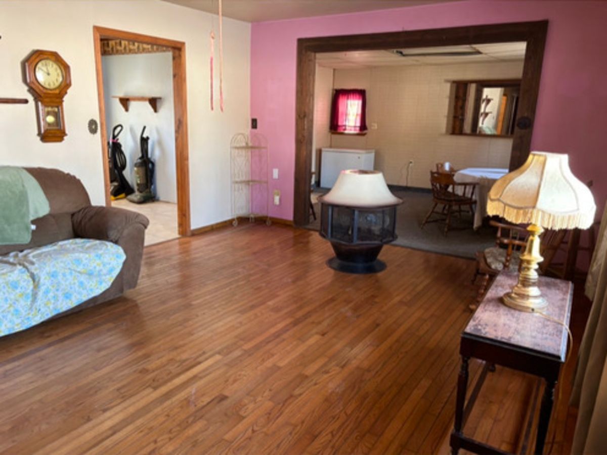 201 Carson Street, Long Point, IL 61333