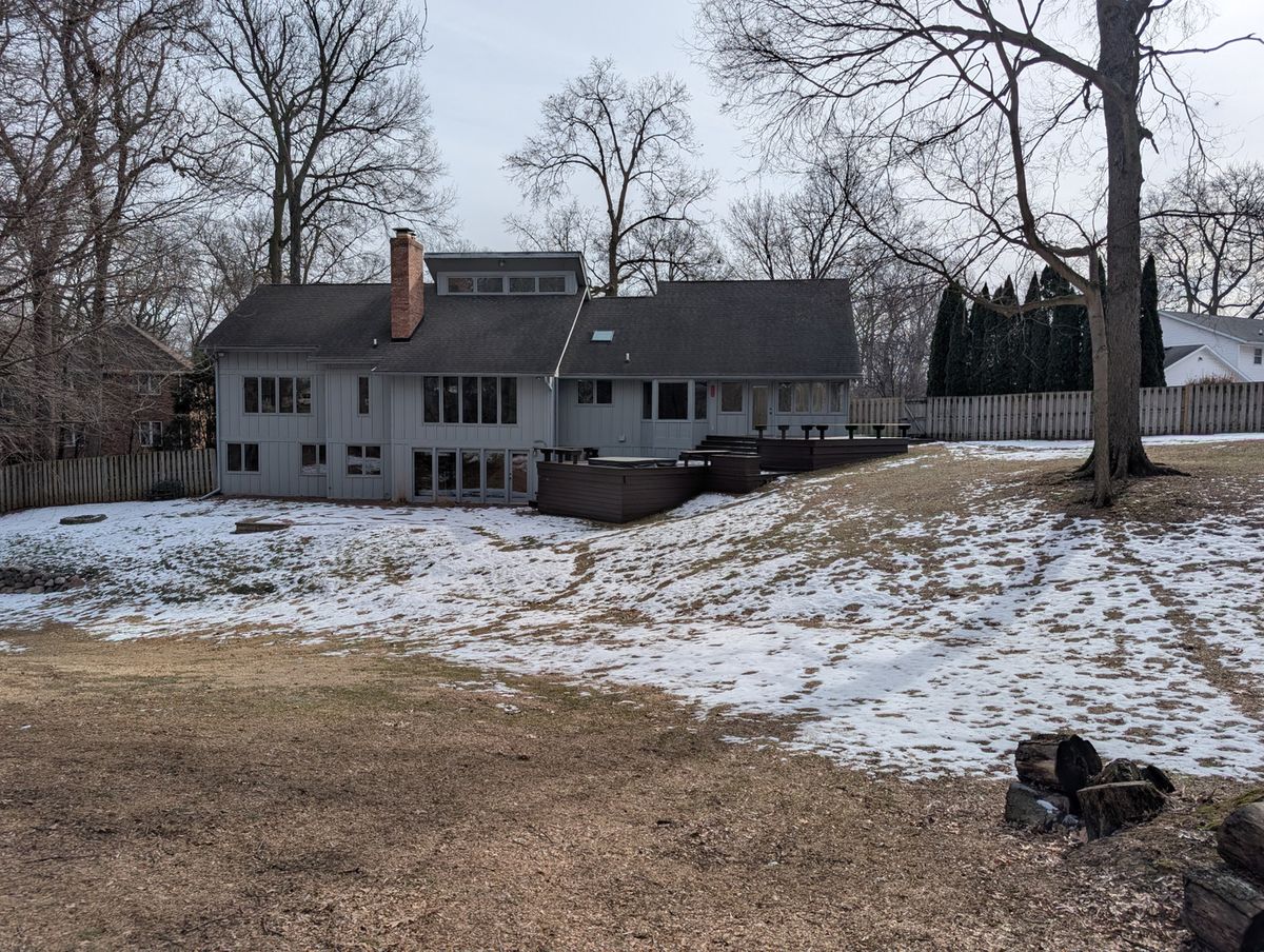 684 Sioux Drive, Freeport, IL 61032