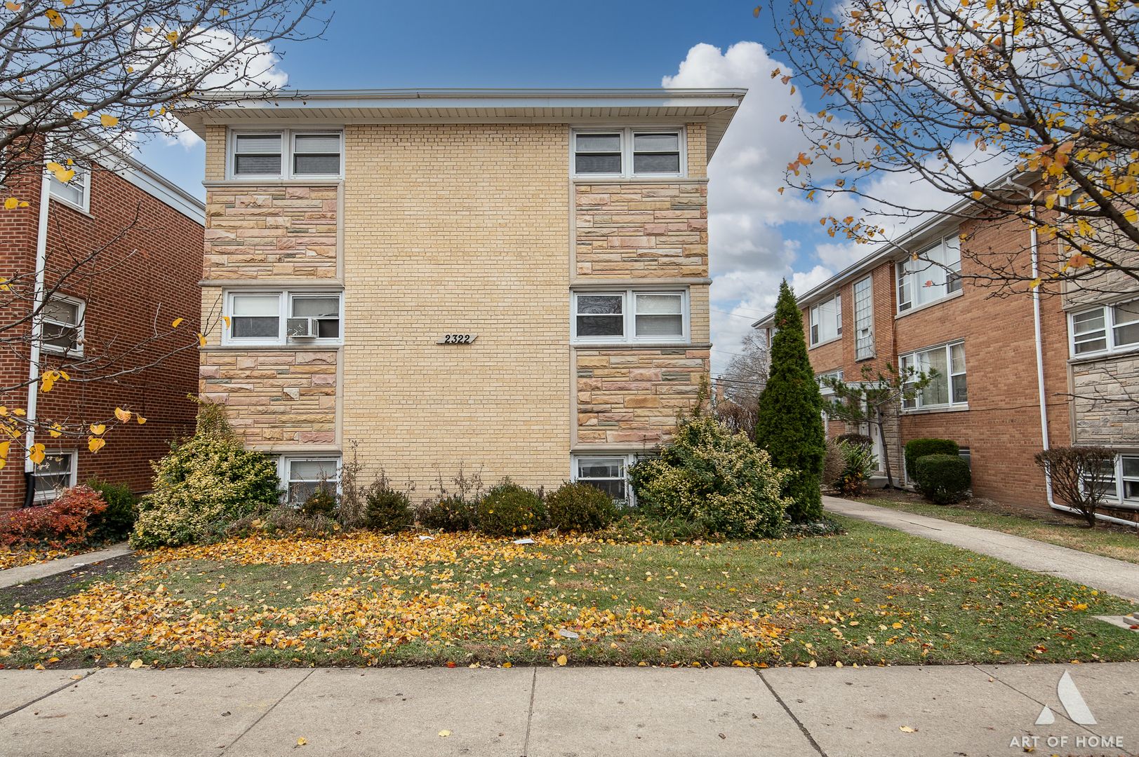 2322 S 17th Avenue #5 — North Riverside, IL 60546