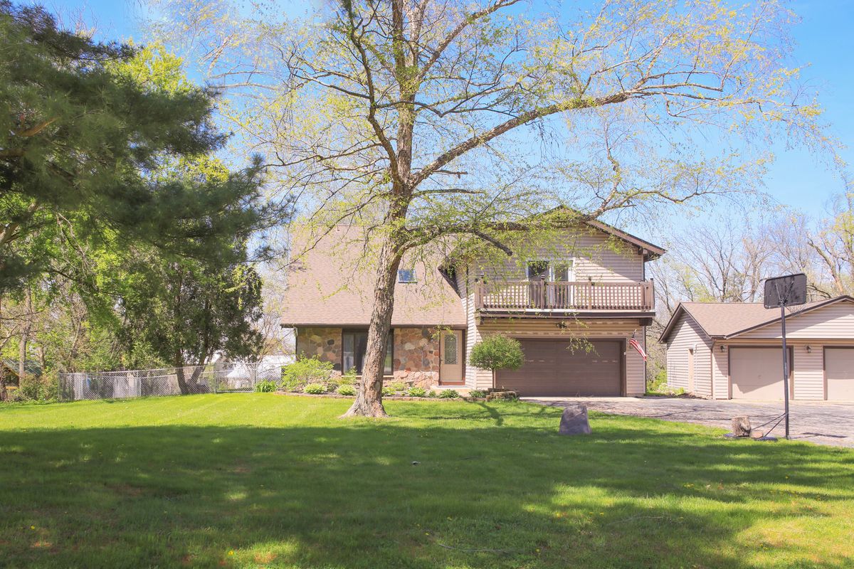 3203 Elizabeth Street, Marengo, IL 60152