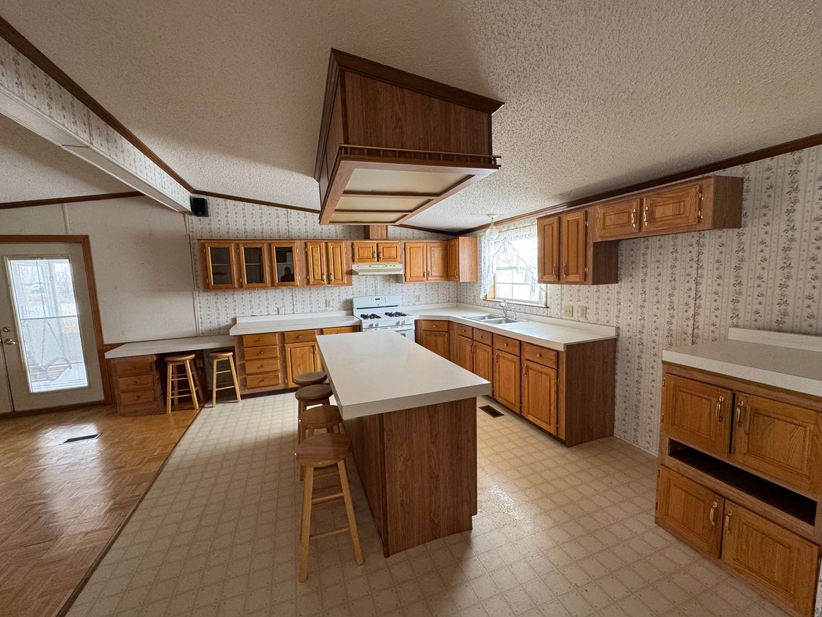 3110 N Old US Hwy 45 Highway, Clifton, IL 60927