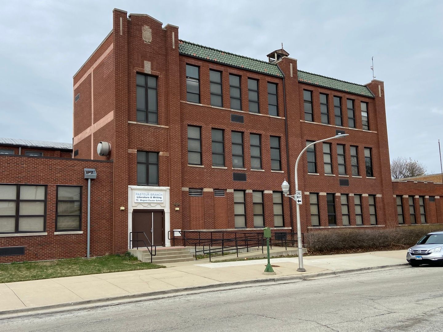 5426 S Lockwood Avenue — Chicago, IL 60638