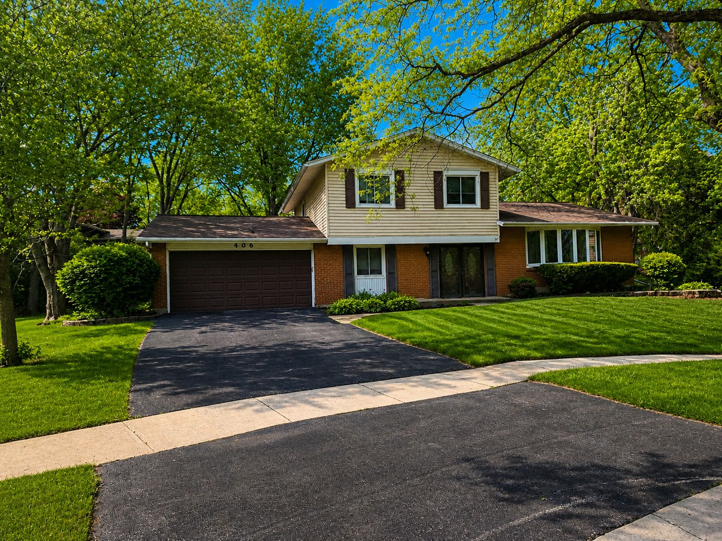 406 Assembly Drive — Bolingbrook, IL 60440