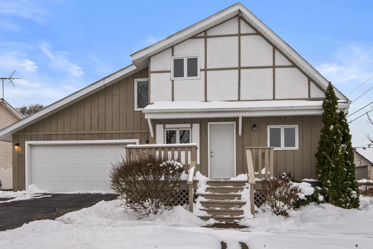 3412 Hopkins Street, Steger, IL 60475