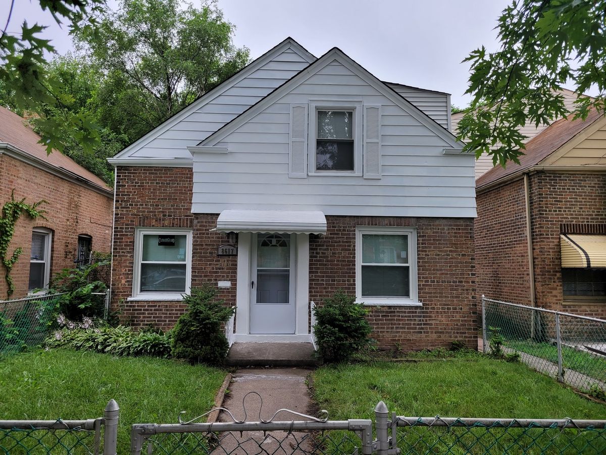 8617 Bennett Avenue, Chicago, IL 60617