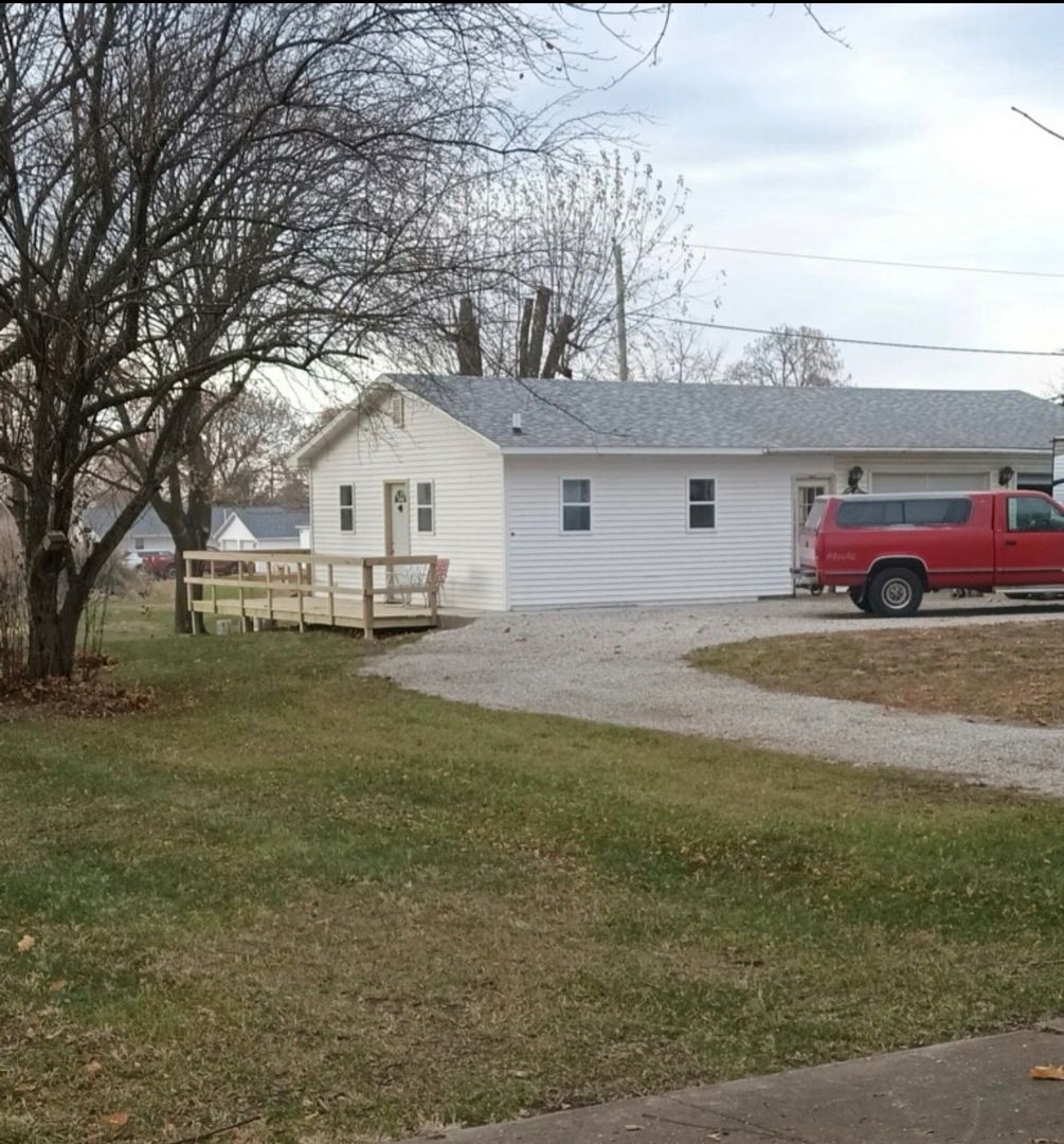 44 Lafayette Street, Saunemin, IL 61769