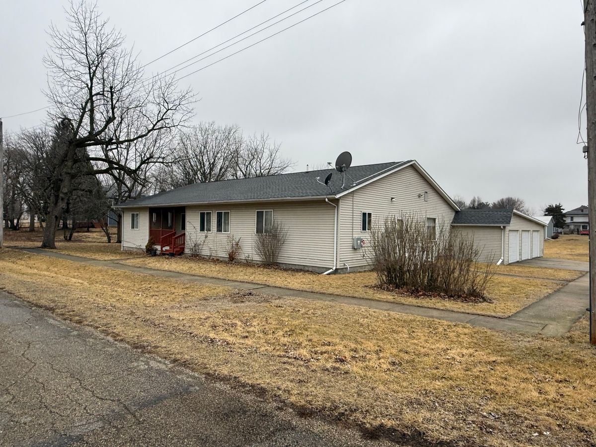 319 N Fourth Street, Neponset, IL 61345