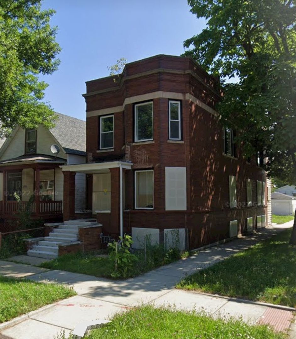 5757 S Carpenter Street — Chicago, IL 60621